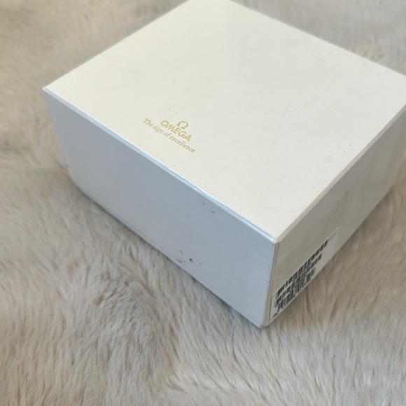 AUTHENTIC SEAMASTER OMEGA WATCH - Picture 8 of 9